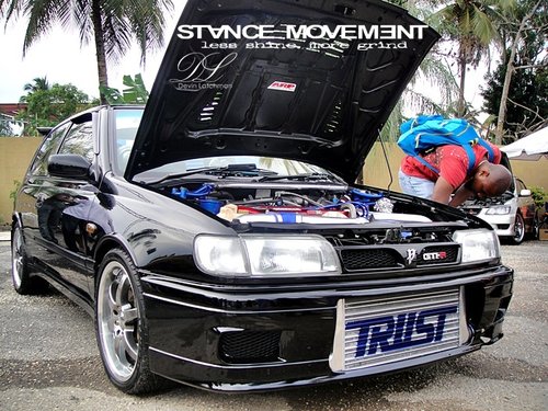 milkboys nissan GTI-R pulsar.jpg