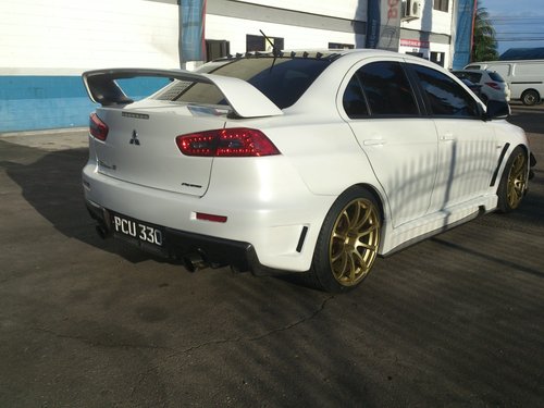 Evo X (1).jpg