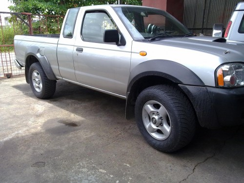 RB25DET frontier new tires (4).jpg