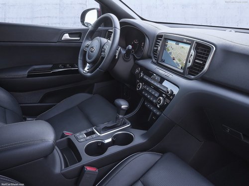 Kia-Sportage_2016_1024x768_wallpaper_24.jpg