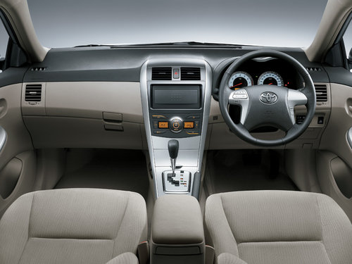 2012 Altis Dash.jpg